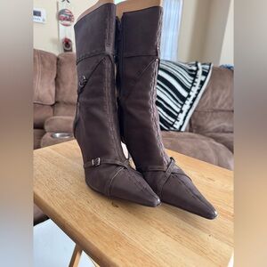 Brown dress boots by Carlos Santana